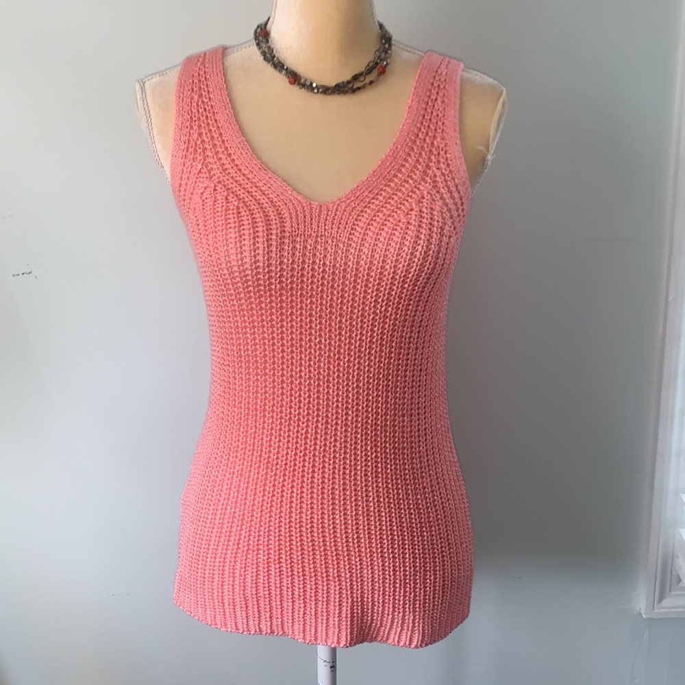 NWOT: Ann Taylor LOFT Sleeveless Sweater